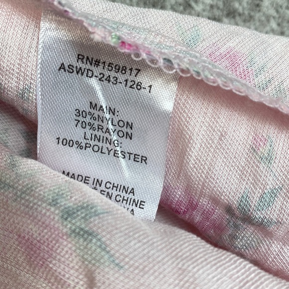 Altar’d State strapless tiered maxi dress Medium pink floral cottagecore roses - Picture 10 of 11